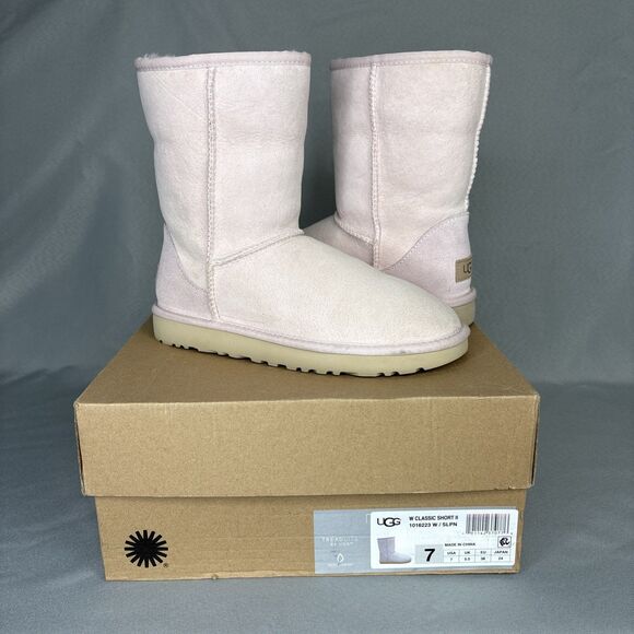 Women’s UGG Boots Sz 7 Pink Seashell Classic Short Suede Boho 1016223 Sold Out! - Picture 12 of 14